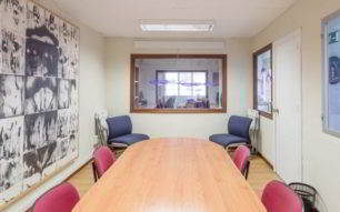 Sala de Reuniones Sala de Reuniones
